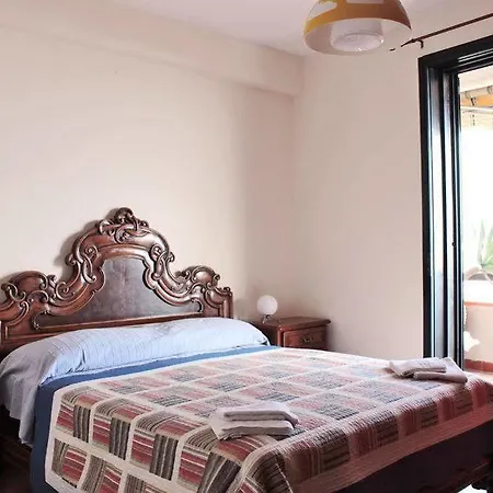 In Sicily - Baia Sirene Apartment *